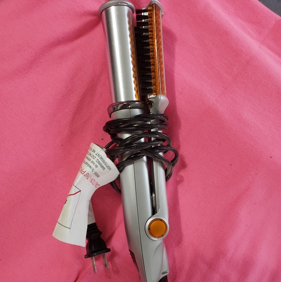 In style - Picture 2 of 3